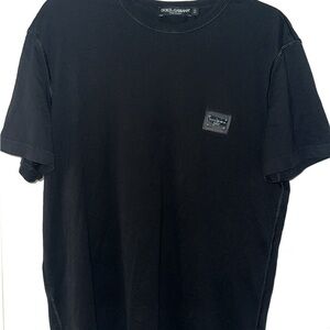 Authentic and timeless D&G tshirt